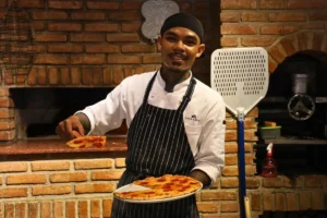 pizza thonglor at Casa Lenzi
